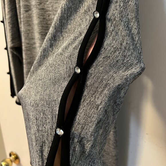 Joseph Ribkoff Silver Metallic Melange Black Tunic Cold Shoulder Sparkle Buttons - Picture 7 of 11